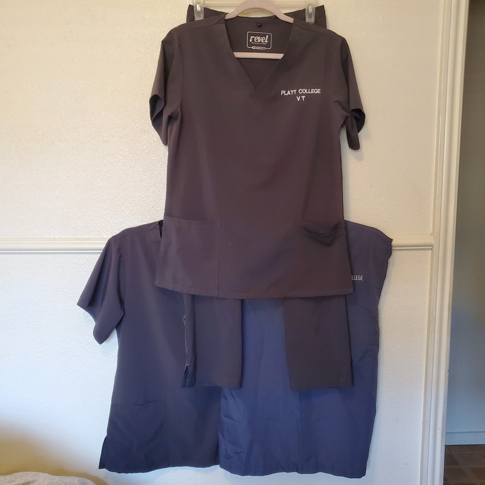 Revel Allheart Platt College VT Scrub Set Lot 3 Tops 1 Pant Charcoal Grey Small